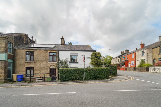 4-bed house on 4 & 6, Hough Lane, Bolton, £238,000