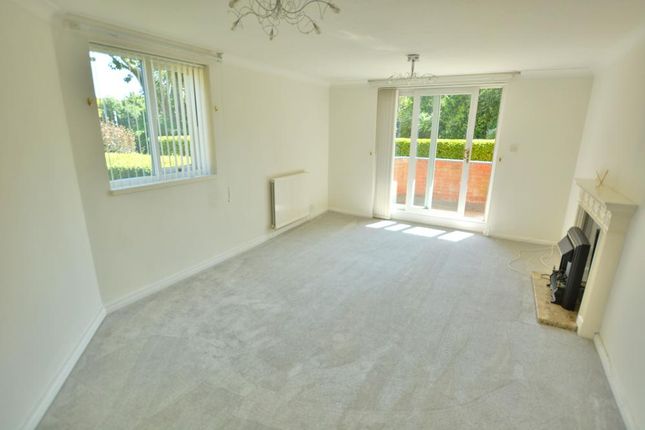 Flat G3, Queensmead, Allenview Road, Wimborne photo 2