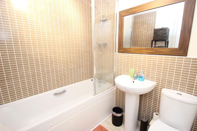 20A, Cottesmore Road, Oxfordshire photo 4