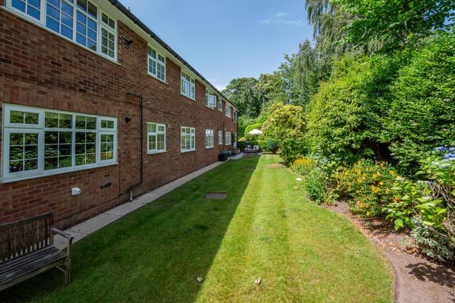 Apt 9 Pinewood Court, South Downs Road, Altrincham photo 4