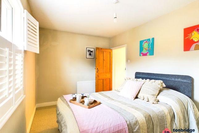 Thumbnail End terrace house for sale in St Stephens Street, Tonbridge, Kent