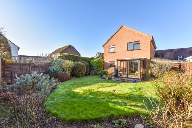 Link-detached house for sale in Blakemyle, Aldwick