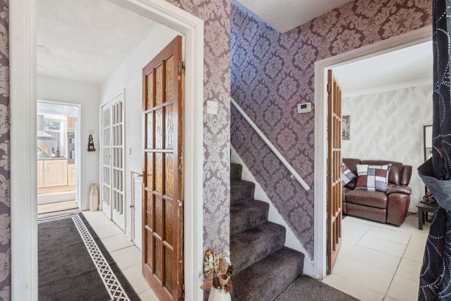 8, Ribchester Grove, Lancashire photo 2