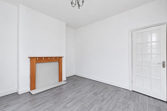 93, Granville Avenue, Nottingham photo 4