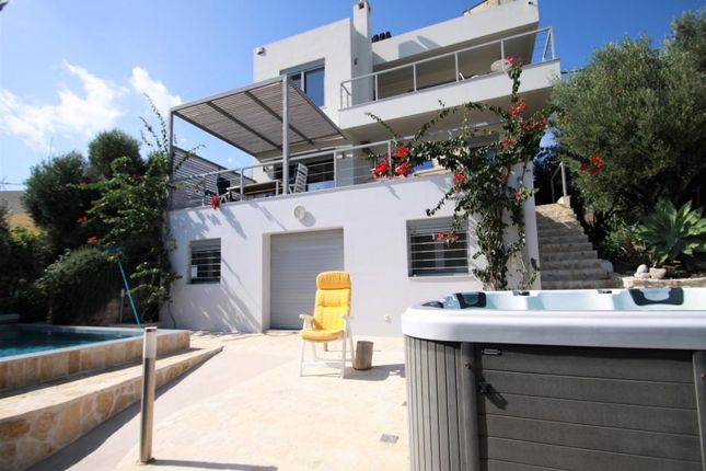 Villa for sale in Pacheia Ammos 722 00, Greece