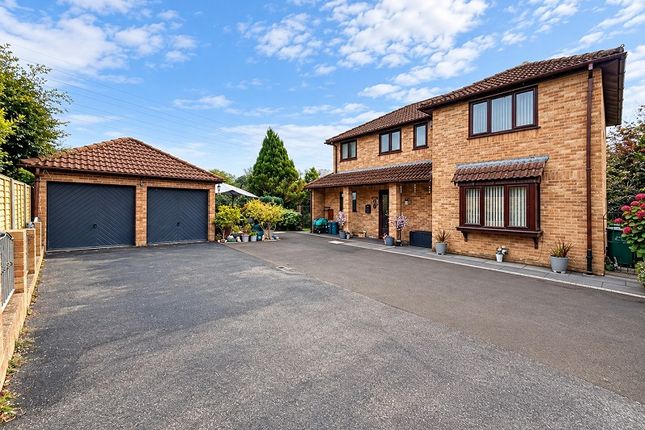 4-bed detached on Glan Creigiau, Pontyclun, £575,000