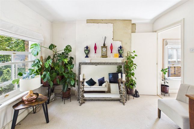 Flat D, 82, Croxted Road, London photo 4