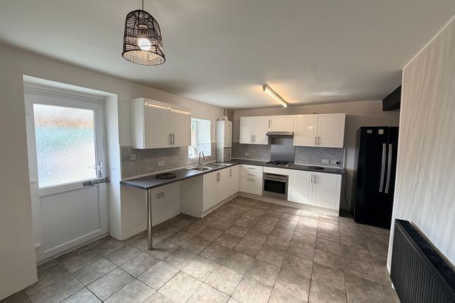 11 Brynmair Road (L26), Aberdare photo 3