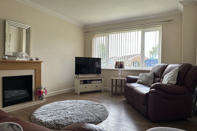 21, Tawe Park, Ystradgynlais photo 2