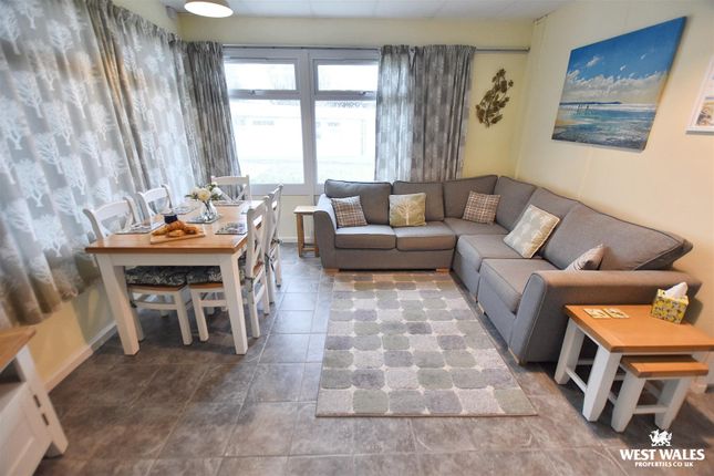 6 The Woodlands, Haverfordwest photo 4