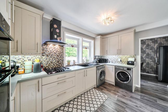 17, Flecker Close, Stanmore photo 4