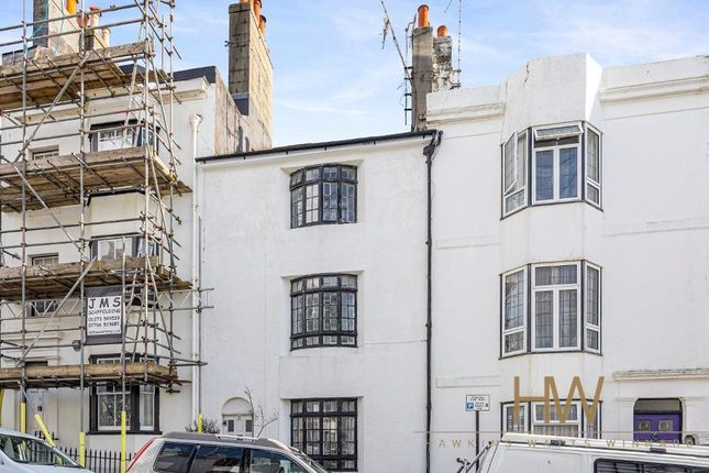 Flat for sale in Upper Market Street, Hove