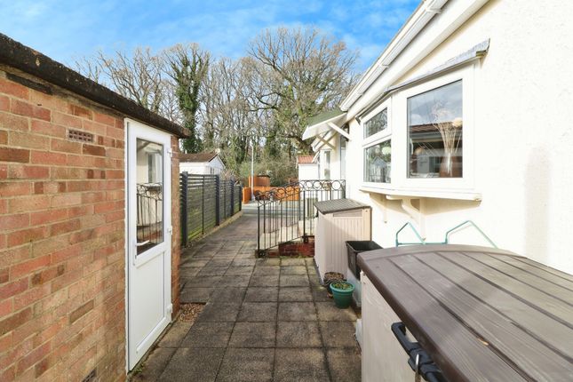 Mobile/park home for sale in Church Farm Close, Dibden, Southampton