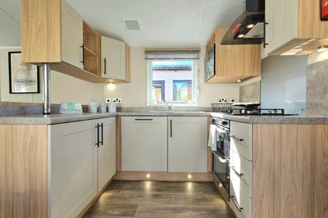 Brynteg Country And Leisure Retreat, Gwynedd photo 5