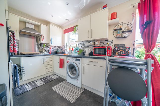 34, Sedge Place, Weymouth photo 4