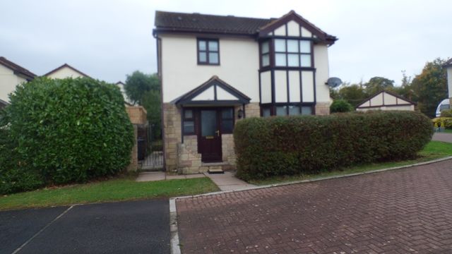 Ross Close Pinhoe Exeter Ex1 3 Bedroom Detached House To Rent Primelocation