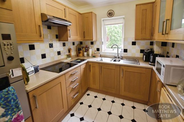17, Ettrick Lodge, The Grove, Newcastle Upon Tyne photo 3