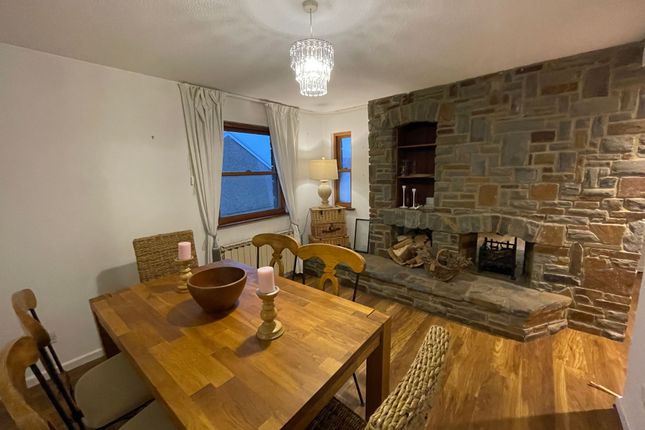 1 Village Lane, Swansea photo 2