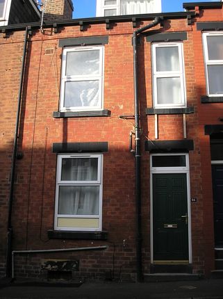 Terraced house to rent in Autumn Grove, Leeds