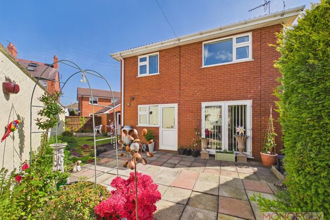 2 Laurel Grove Bangor Road, Wrexham photo 2