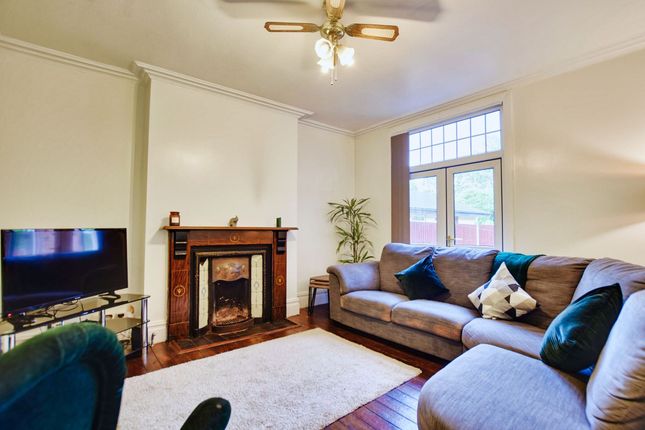 296 Evington Road, Leicester photo 3