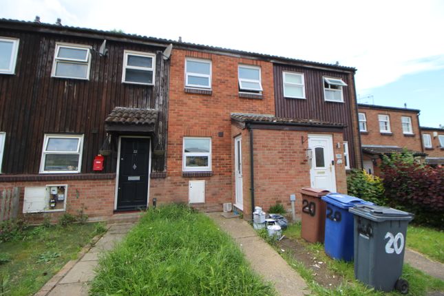 Thumbnail Terraced house to rent in Long Court, Purfleet