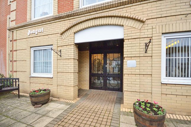 Flats For Sale In Hengist Court Marsham Street Maidstone Me14