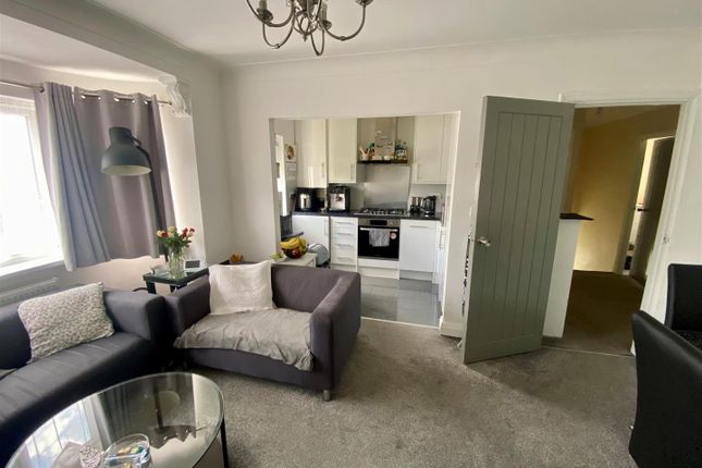 Thumbnail Maisonette for sale in Otterburn Gardens, Isleworth