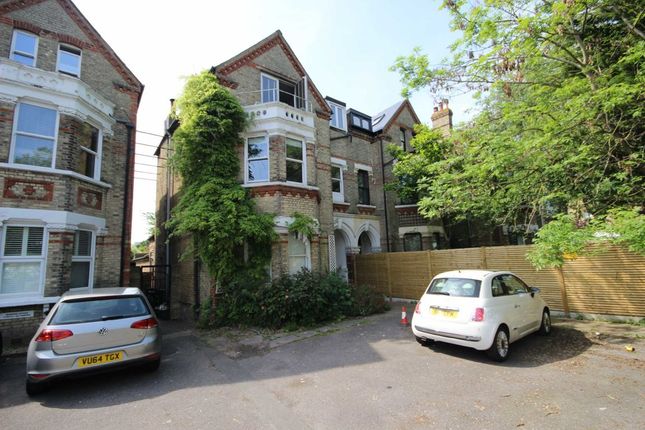 Thumbnail Studio to rent in St. Margarets Road, St Margarets, Twickenham