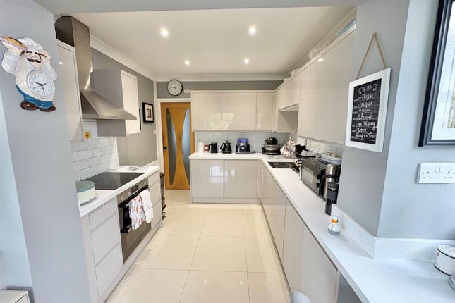 42, Hendon Street, Leigh photo 3