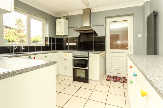 1, Turnberry Court, Wellingborough photo 3