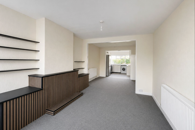 50, Stanley Avenue, Greenford photo 2