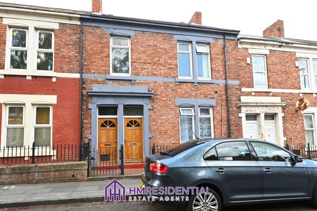 Thumbnail Flat to rent in Dilston Road, Arthurs Hill, Newcastle Upon Tyne