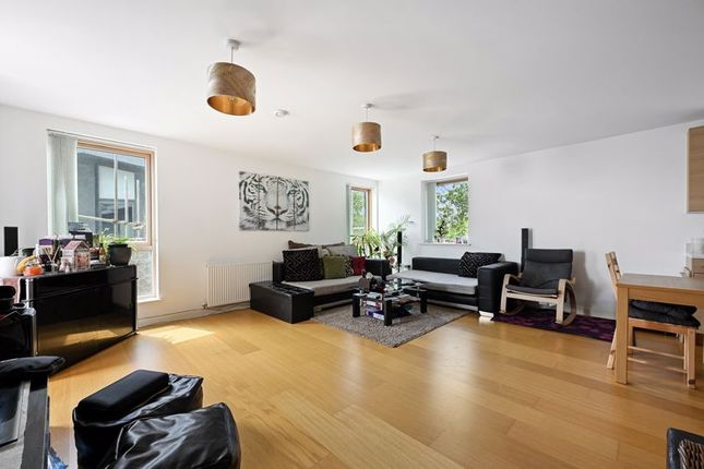 Flat 11, Fulfort House, Douglas Close, Stanmore photo 2