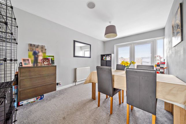 4, The Paddock, South Bersted, Bognor Regis photo 3