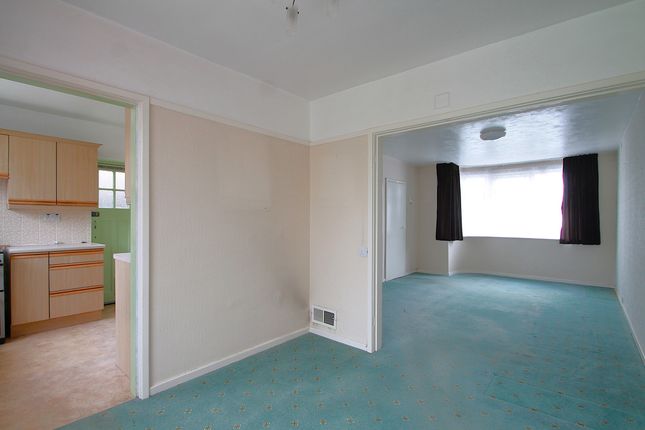 21 Fernhurst Road, Leicester photo 5