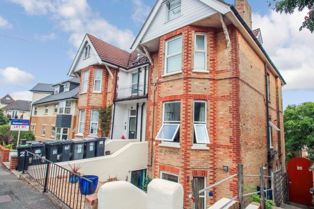4-bed house on Flat 3, 22 Burnaby Road, Bournemouth, £2,200/mo
