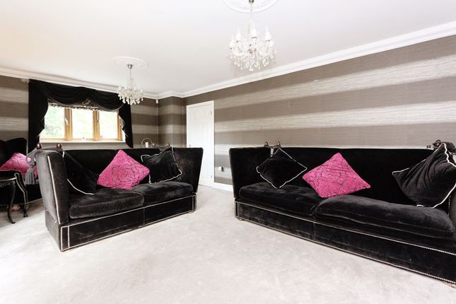 32, Gravel Lane, Chigwell photo 3