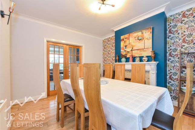 55, Hallam Grange Road, Sheffield photo 4