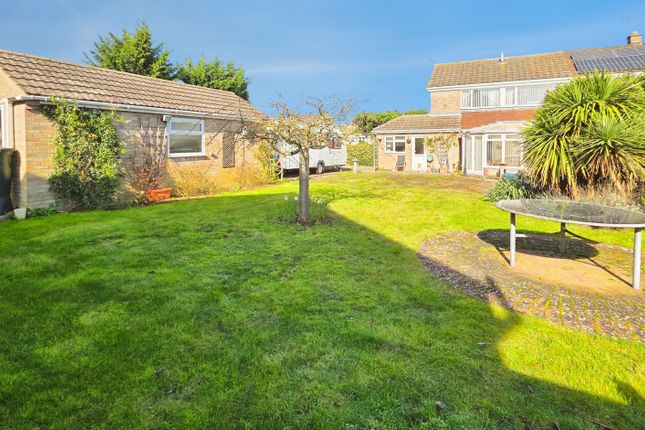 25, Stephens Way, Sleaford photo 3