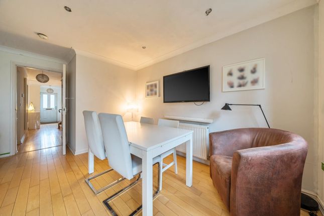 10, Woodland Drive, Wetherby photo 4