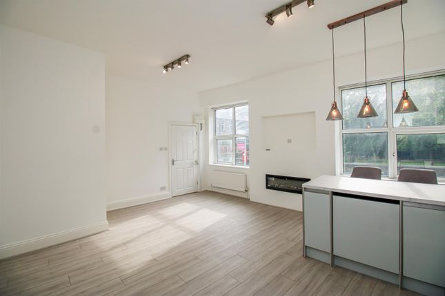 23A, High Street, Ossett photo 3
