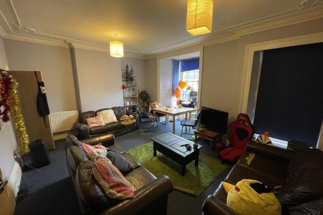 Thumbnail Semi-detached house to rent in Whiteladies Road, Bristol
