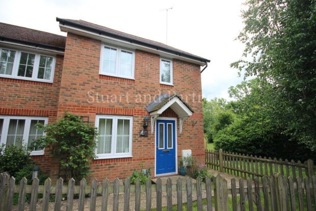 Thumbnail Semi-detached house to rent in Oaktree Drive, Hassocks