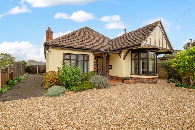 3-bed bungalow on 72, High Street, Lincoln, £230,000