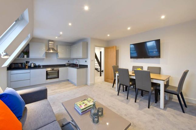 Thumbnail Property to rent in St. Lukes Road, Notting Hill