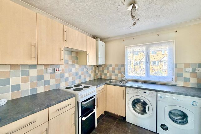 40, Coleman Drive, Plymouth photo 3
