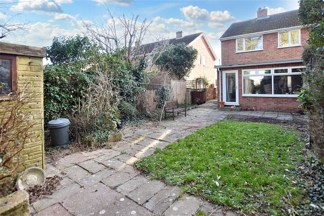 Semi-detached house for sale in Freeman Road, Didcot