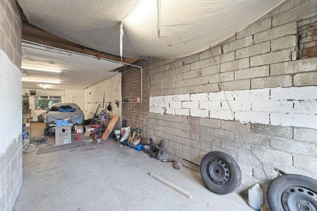 Garage, 3 Arthur Street Lane, Edinburgh photo 4