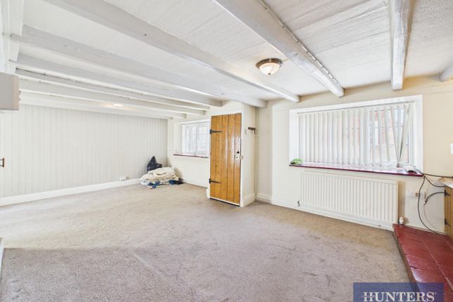 21, Reynolds Street, Filey photo 3